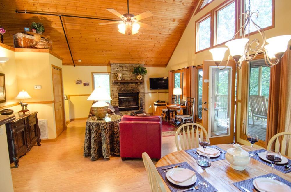 Asheville Cabins Of Willow Winds Экстерьер фото
