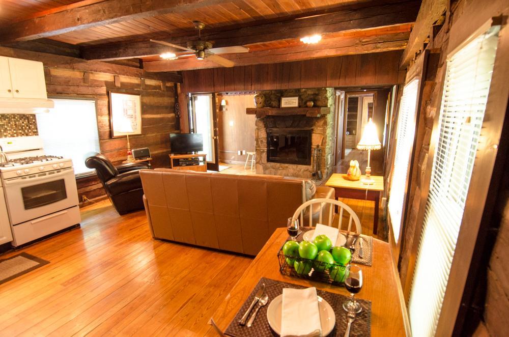 Asheville Cabins Of Willow Winds Экстерьер фото