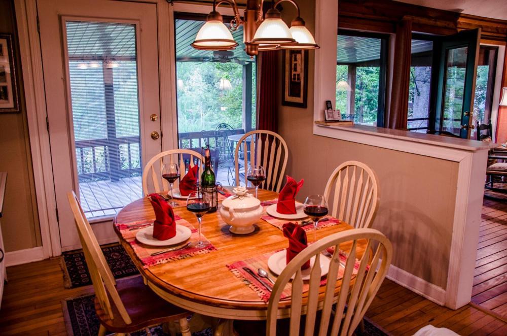 Asheville Cabins Of Willow Winds Экстерьер фото