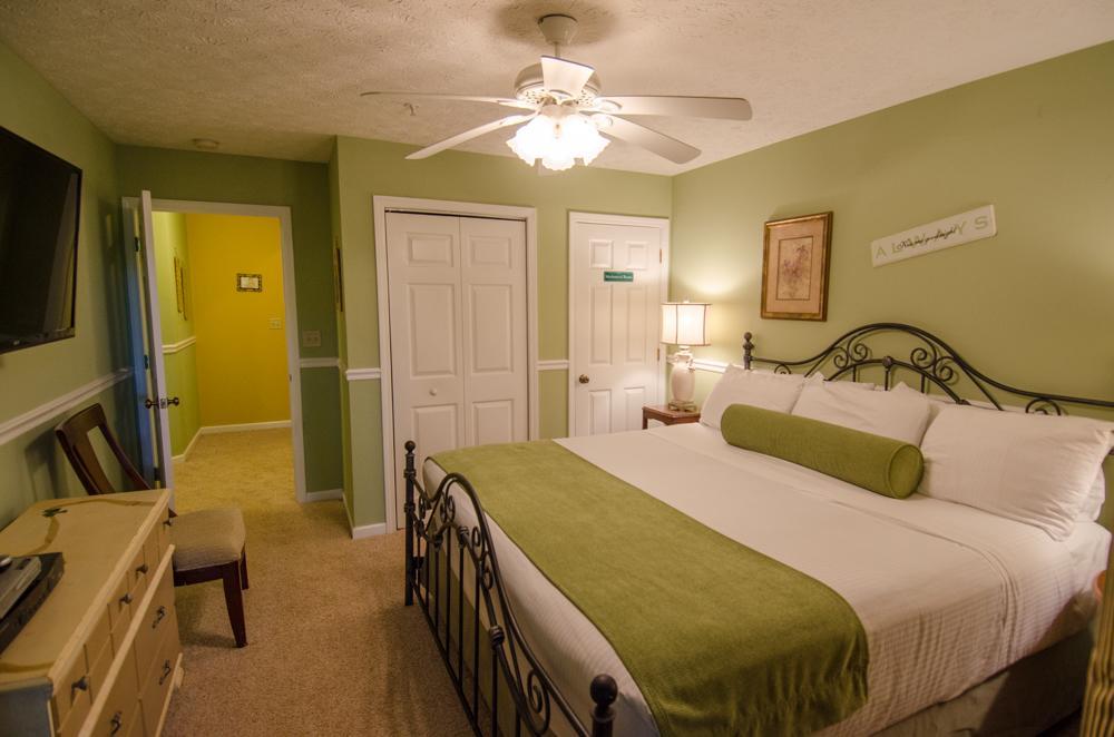 Asheville Cabins Of Willow Winds Экстерьер фото
