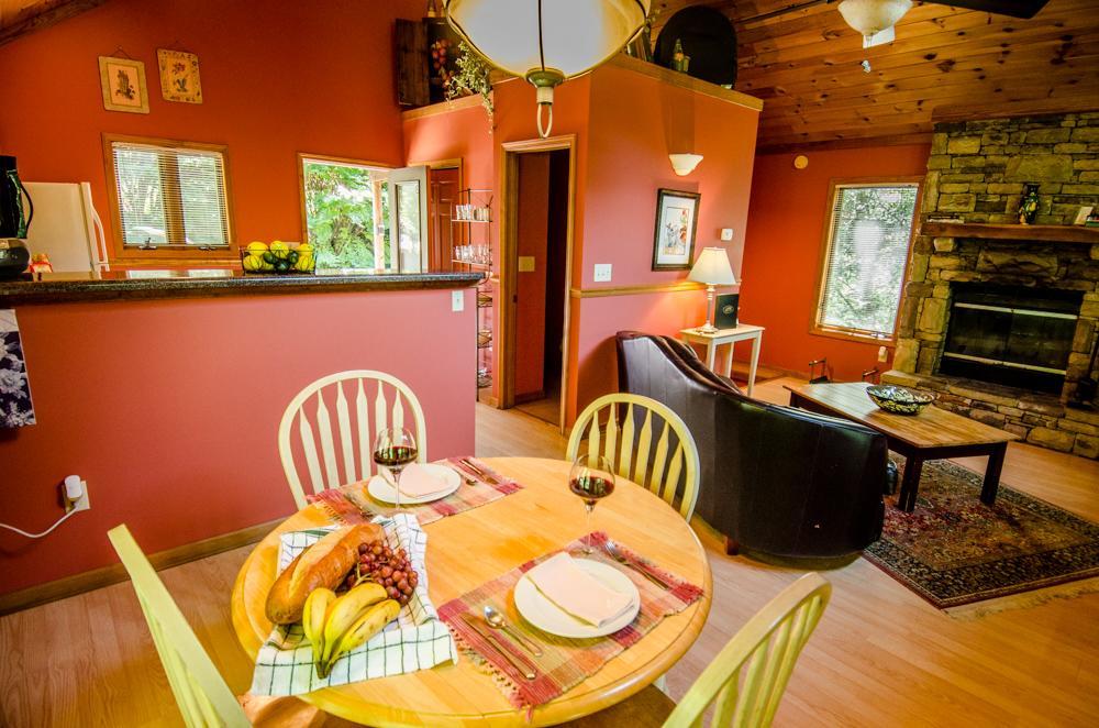 Asheville Cabins Of Willow Winds Экстерьер фото