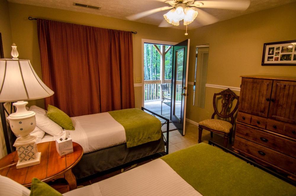 Asheville Cabins Of Willow Winds Экстерьер фото